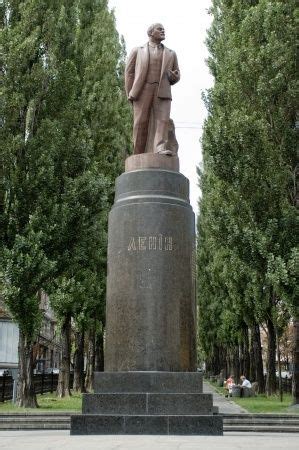 К юбилею Владимира Ильича Ленина: как Вождь "наследил" в Киеве (фото ...
