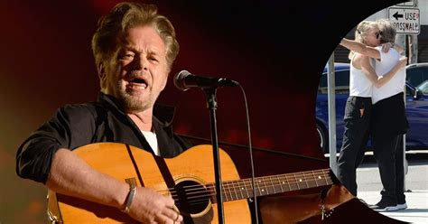 John Mellencamp's Mystery Girlfriend Revealed As Kristin Kehrberg - FactsWOW