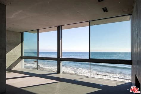 Buyer Closes On Kanye West S Gutted Malibu Mansion For 21M