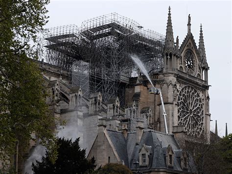 Pope Thanks Notre Dame Firefighters On Behalf Of Whole Church