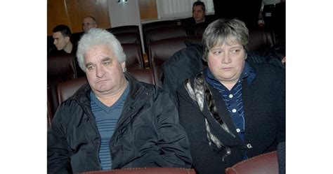 Инфаркт уби бащата на сестри Белнейски точно 9 г. след погребението им ...