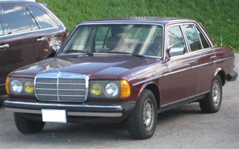 1985 Mercedes 300D Turbo Diesel - Daily Driver : r/mercedes_benz