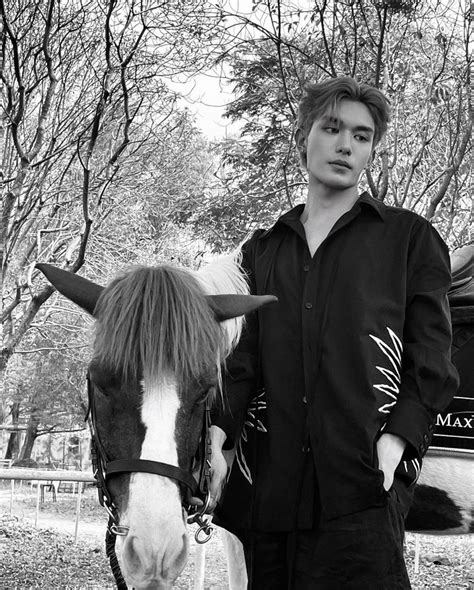 Pin By Nguyenlengocvan On Domundi Tv Cute Gay Couples Actors Celebrity