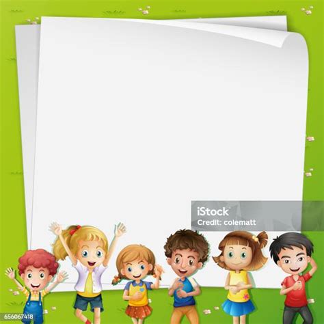 Ilustración De Plantilla De Papel Con Muchos Niños Y Más Vectores