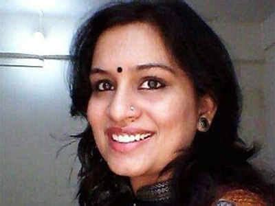 Mumbai Controversial IAS Officer Nidhi Chaudhri Transferred From BMC