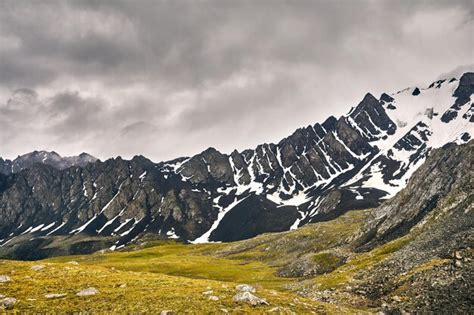 Premium Photo | Mountains in kyrgyzstan