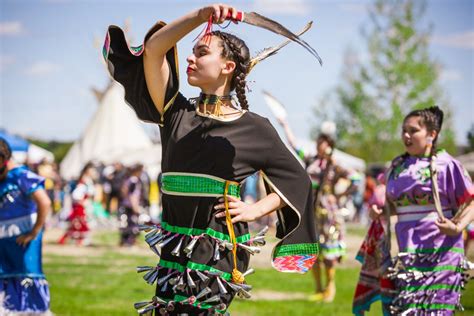 Powwows Native American Heritage Libguides At Forsyth Technical