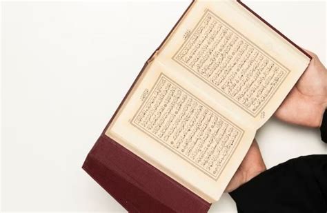 Hukum Bacaan Tajwid Surat Al Bayyinah Ayat Penjelasan Dan Cara Bacanya