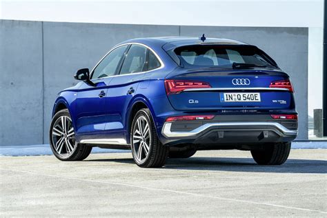 Sporty And Elegant Plug In Hybrid The Audi Q5 Sportback Tfsi E Quattro Audi Mediacenter