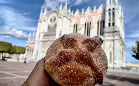 Pan De Muerto C Mo Lleg A Le N Y Qu Significa El Sol De Le N