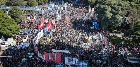 Argentina Piqueteros Paralizan La Capital En Primera Gran Jornada De