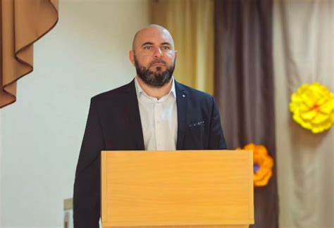 Игорь Бабушкин поздравил новоизбранного главу Кременского района ...