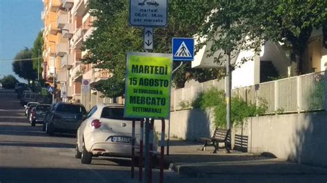 Ferragosto Al Mercato Di Via Politi