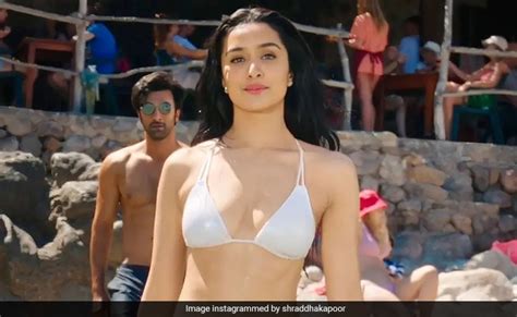 Shraddha Kapoor Dives Right Into The Good Side Of Beach Style For Tere