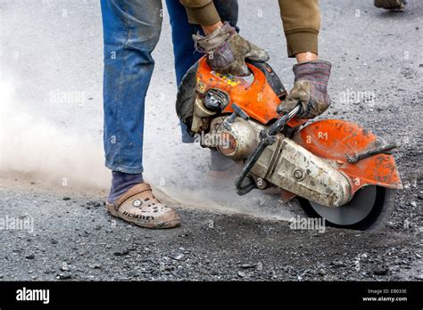Diamond Cutter Hi Res Stock Photography And Images Alamy