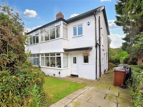 3 Bed Semi Detached House For Sale In Outwood Avenue Horsforth Leeds