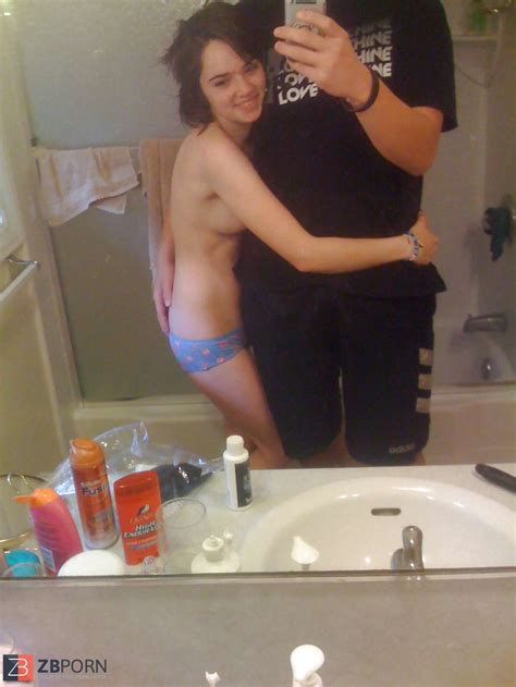 Saucy Youthful Emo Gf ZB Porn