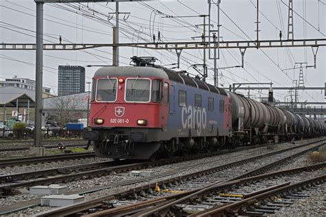 Re Durchf Hrt Am Den Bahnhof Pratteln Bahnbilder De