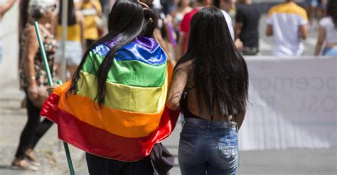 En Rusia prohíben el movimiento LGBT por extremismo