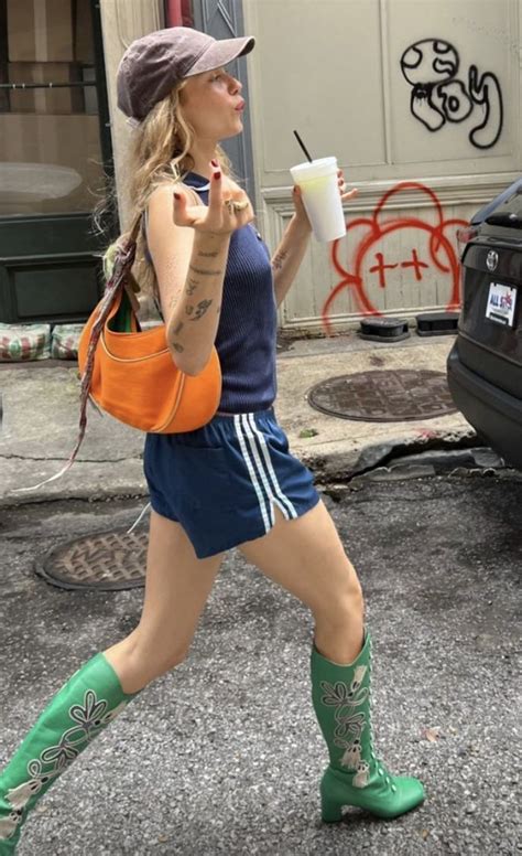 Pin By Ariana On Style Hot Weather Outfits Fashion Outfits Fashion Inspo