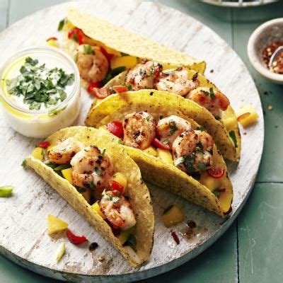 Gevulde Taco S Met Scampi S Mangosalsa En Yoghurt Koriandersaus