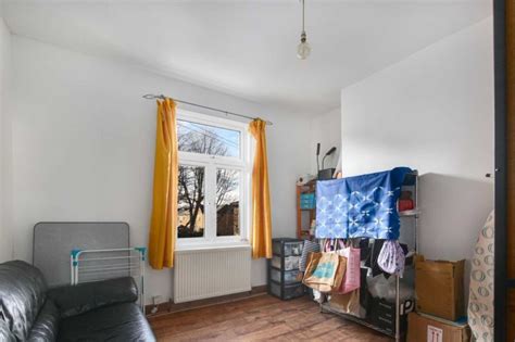 Property For Sale Gladding Road Manor Park E12 5dd The Agency Ldn