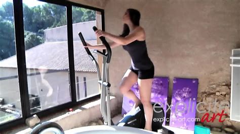 Alice Likes To Titty Fuck