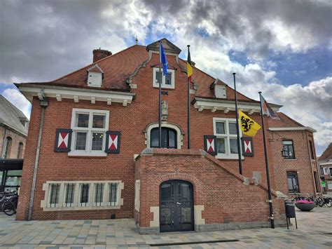 Eén Maand Voor De Verkiezingen Houden We Sint Lievens Houtem Op