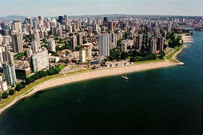 English Bay Beach | FamilyFunVancouver.com