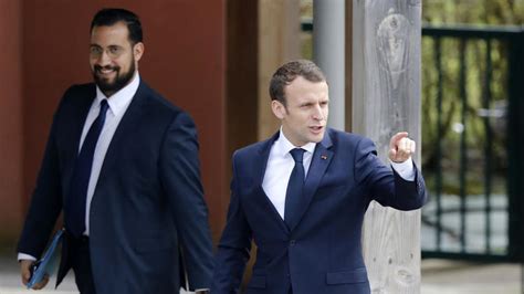 Benalla Avait Fait Son Stage De Troisième Au Service De Protection Des