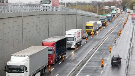 Oferii De Camioane Au Restric Ii De Circula Ie N Ungaria