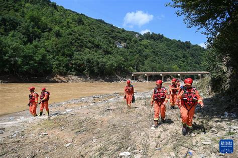 陕西柞水高速公路桥梁垮塌灾害搜救救援一线直击 中国网