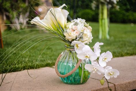 Decoraci N Y Arreglos Florales Para Boda Con Calas O Lirios De Agua