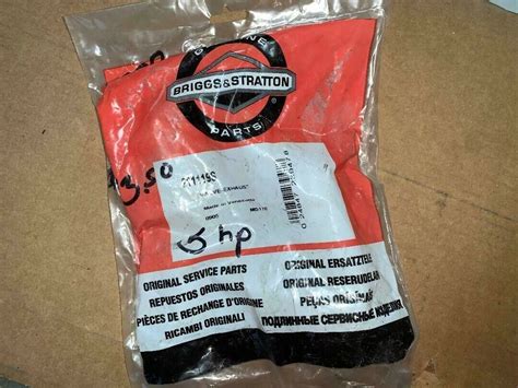 Genuine New In Package Briggs Stratton Exhaust Valve 211119s 211119