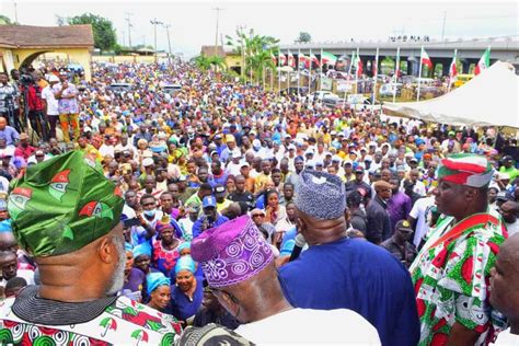 2023 Over 10000 Apc Loyalists Defect To Pdp In Ogun Vanguard News