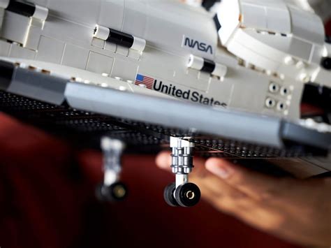 Lego Creator Pas Cher La Navette Spatiale Discovery De La Nasa