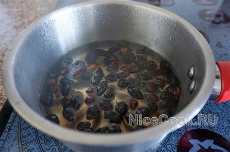 Отвар шиповника из сухих плодов (пошаговый рецепт с фото) - Отличный Повар