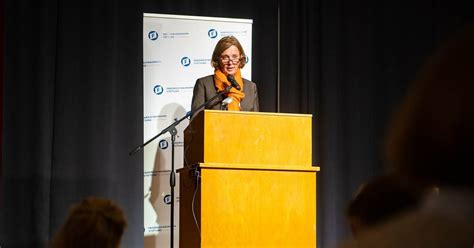 Besuch Im Bonner Clara Schumann Gymnasium Yvonne Gebauer Wir