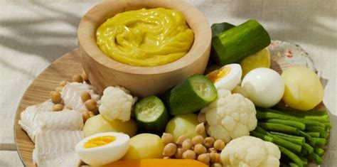 Aioli traditionnel facile découvrez les recettes de Cuisine Actuelle