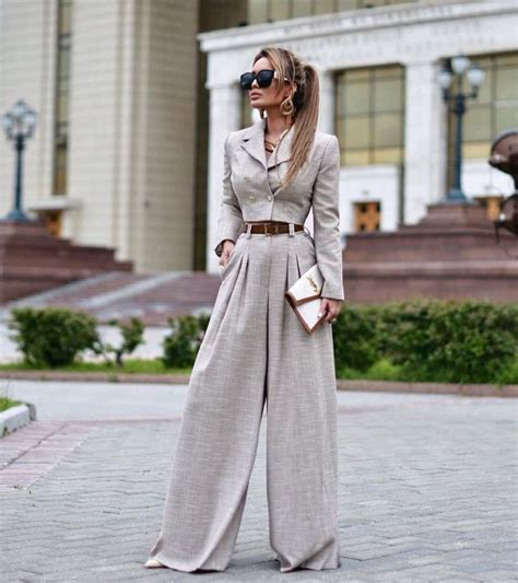 Tailoring 🧶👗🧵 | Woman suit fashion, Chic outfits, Stylish outfits