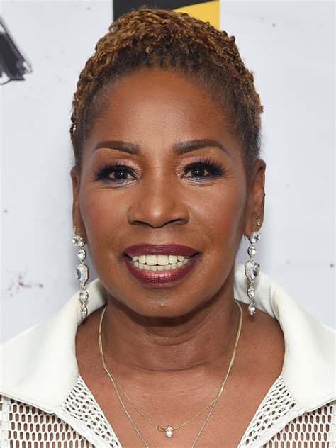 Iyanla Vanzant - Personality, Writer, Lawyer