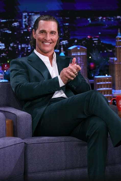 Matthew Mcconaughey Cuts Lookalike Sons Hair In Rare Ig Pic