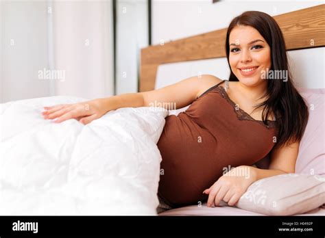Cute Pregnant Brunette Hi Res Stock Photography And Images Alamy