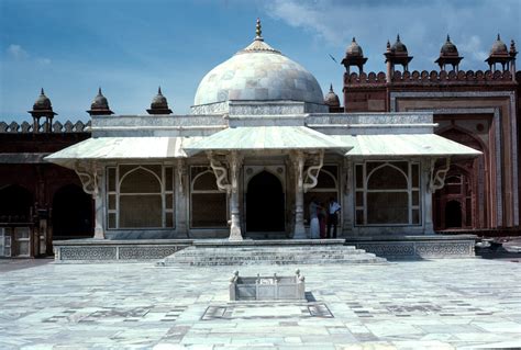 Tomb Of Shaykh Salim Chisti