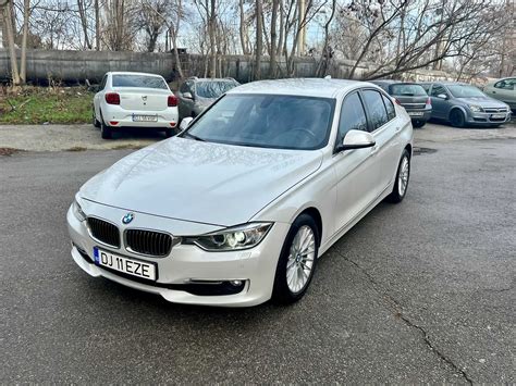 BMW F30 LUXURY LINE Cutie Automata Alb Perlat 2013 Craiova OLX Ro