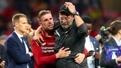 Jurgen Klopp Breaks Down in Tears After Liverpool Clinch Premier League ...