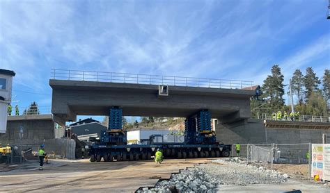 Sarens In Norway Sarens Installs Railway Bridge Sections Within