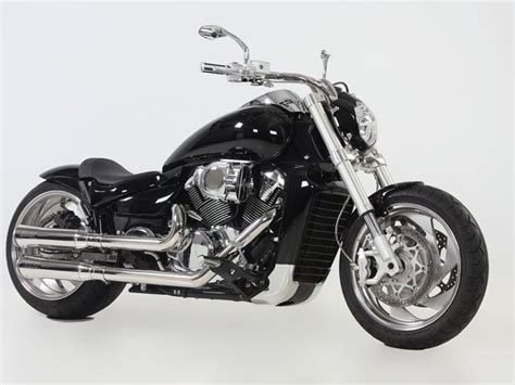 Suzuki Boulevard M109R Intruder M1800R Muscle Custom Bike