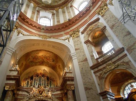 A Mi Aire Iglesia De San Carlos Borromeo En Viena Karlskirche