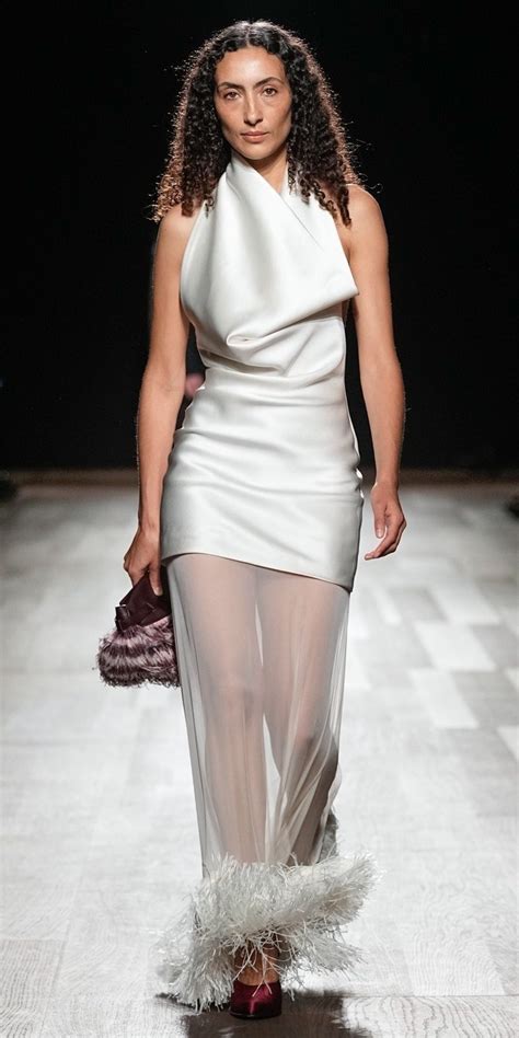 Heidi Klum Slips Into Nearly Nude Look In Cut Out Plunging Dress Artofit